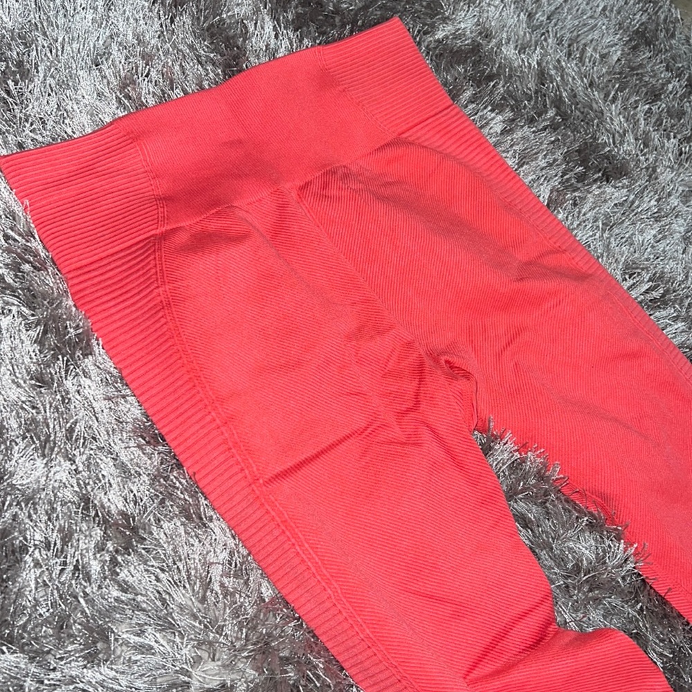 Salmon pink color Aerie Leggings. Size medium. Really good quality/thick.